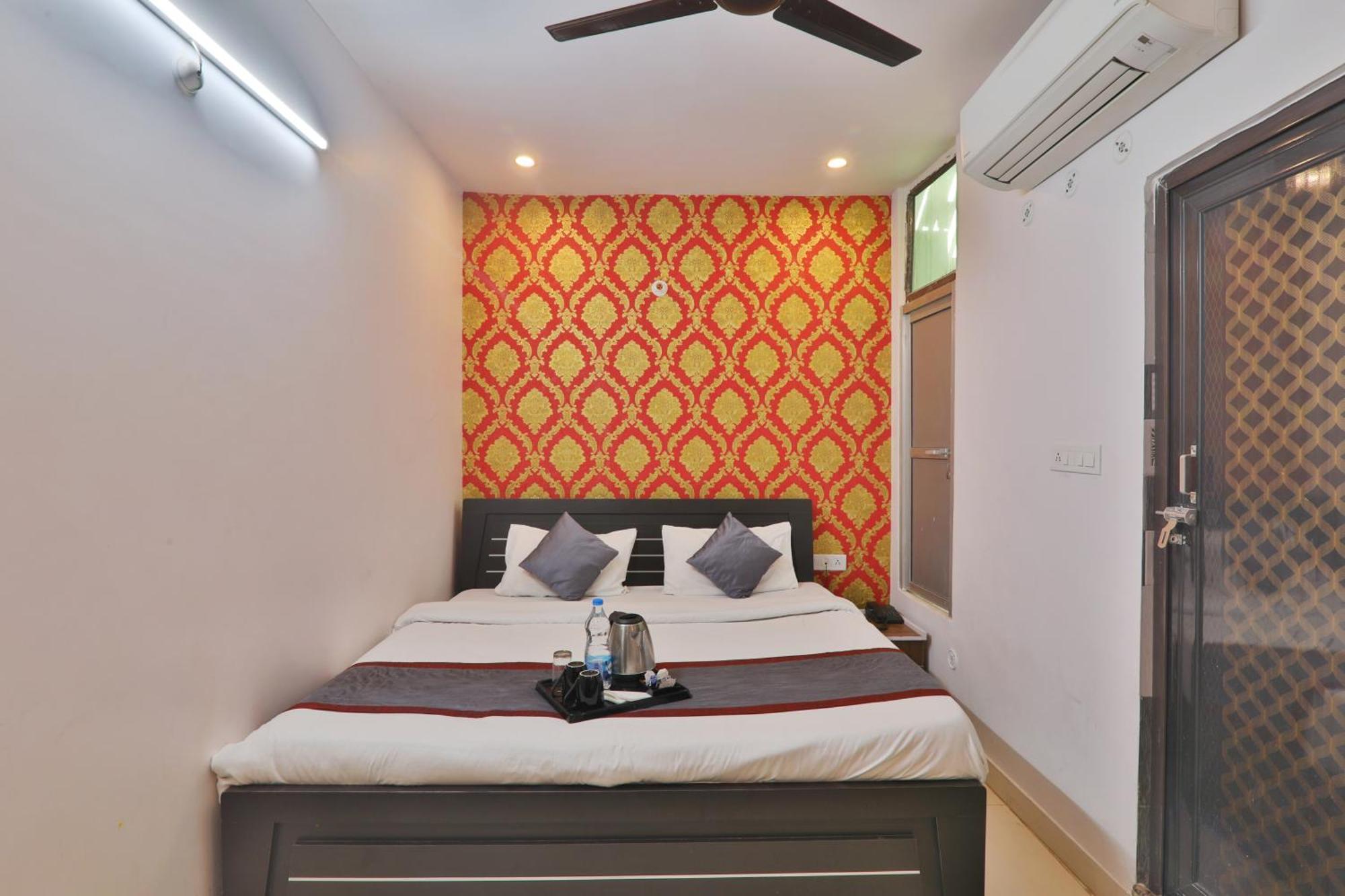 Divine Glory Hotel Lucknow Zewnętrze zdjęcie